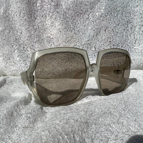 70s Opaque Oversize Square Sunglasses - Picture 11 of 11